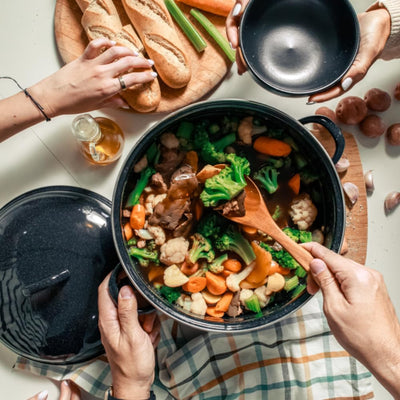 Granite Ware Heavy Gauge 9.5 Quart Dutch Oven