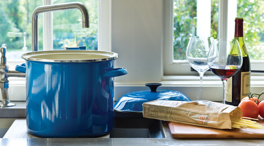 Le Creuset Stockpots &amp; Tea Kettles