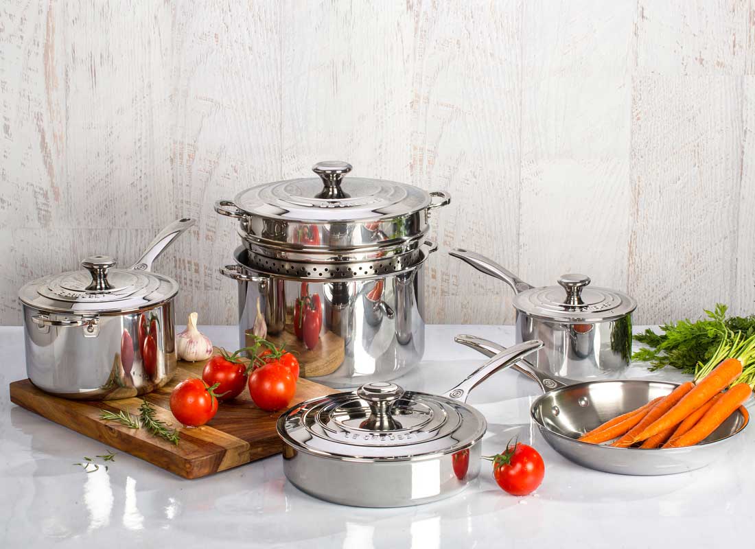 Le Creuset Premium Stainless Steel 7 Quart Stock Pot with Lid