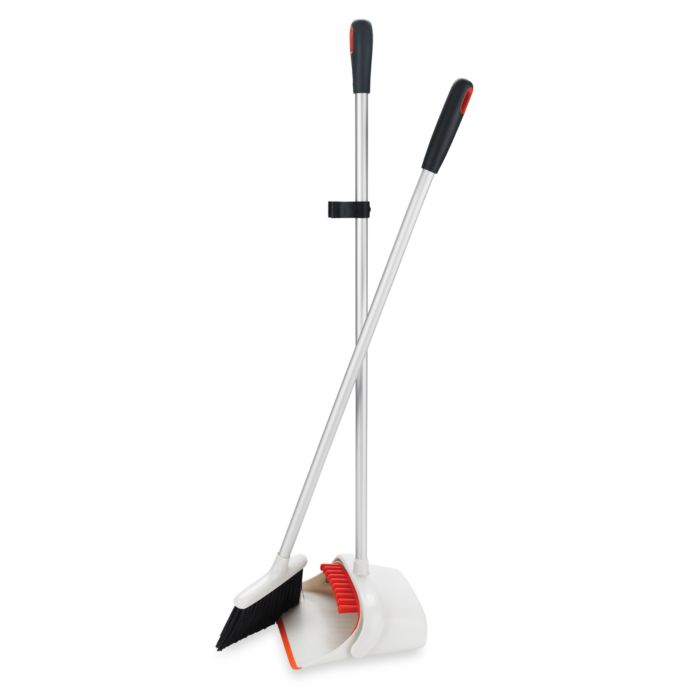 Broom & Dust pan Upright Sweep Set (100% FSC – We Fill Good
