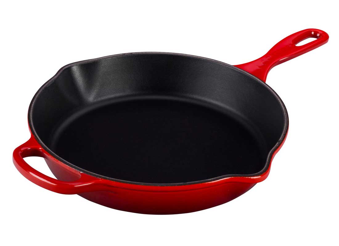  Le Creuset Enameled Cast-Iron 6-1/3-Inch Skillet with Iron  Handle, Cherry: Le Creuset Fry Pans: Home & Kitchen